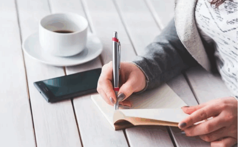 أفضل تطبيق لحفظ مفردات التوفل وضمان النجاح