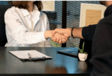 كيفية الحصول على وظيفة أحلامك في ألمانيا. تعاني ألمانيا اليوم من نقص حاد في العمال المهرة، ما يفتح أبواباً واسعة أمام الأشخاص الذين يمتلكون