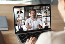 المدرب الذكي لإتقان المحادثة باللغة الإنجليزية