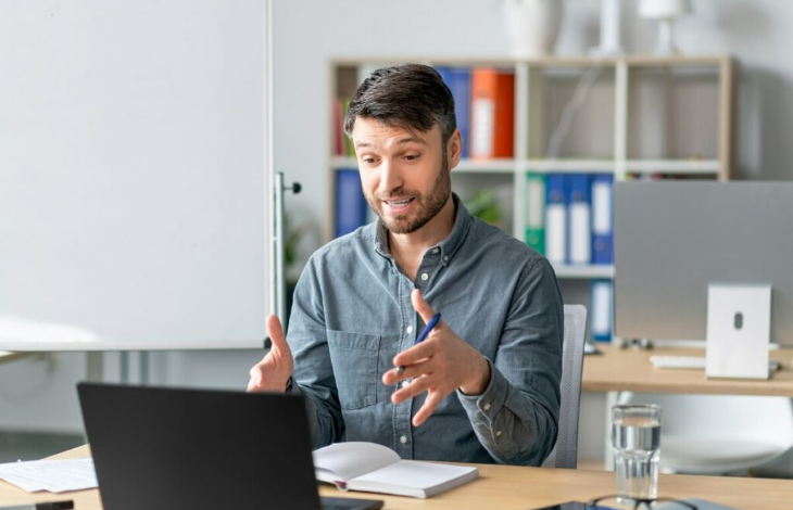 تطبيق مجاني للحصول على تدريب واختبارات بدون تسجيل