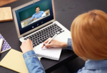 تطبيق لتعلم المحادثة الإنجليزية مع أكثر من 10000 مقطع فيديو